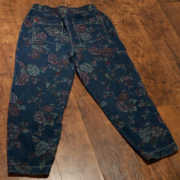 Wide leg Floral embroidered jeans by BDG - Picture 4 of 4